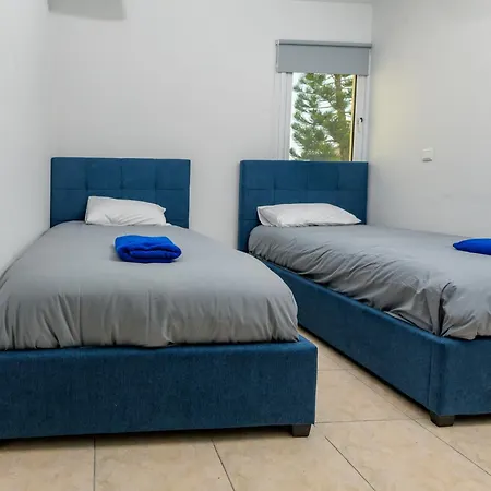 Olympia Flat 104 * Lárnaca